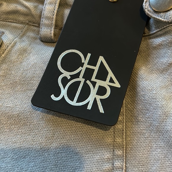 NWT, Chaser, Women’s Vintage Canvas Bermuda shorts, button pockets - Picture 4 of 5